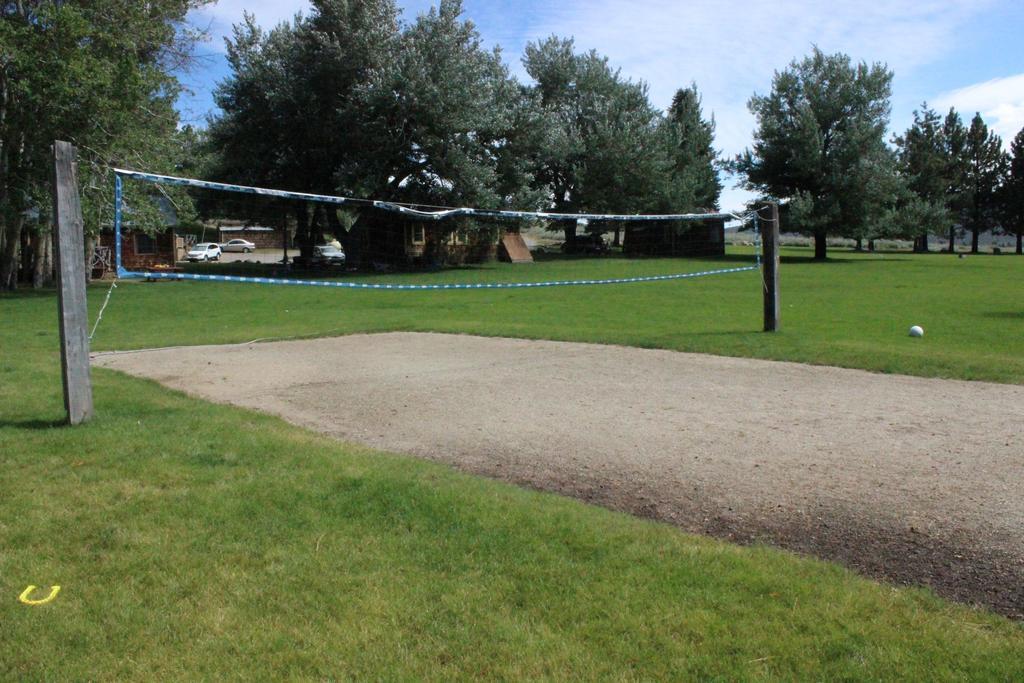 Twin Lakes Resort Bridgeport Exteriör bild