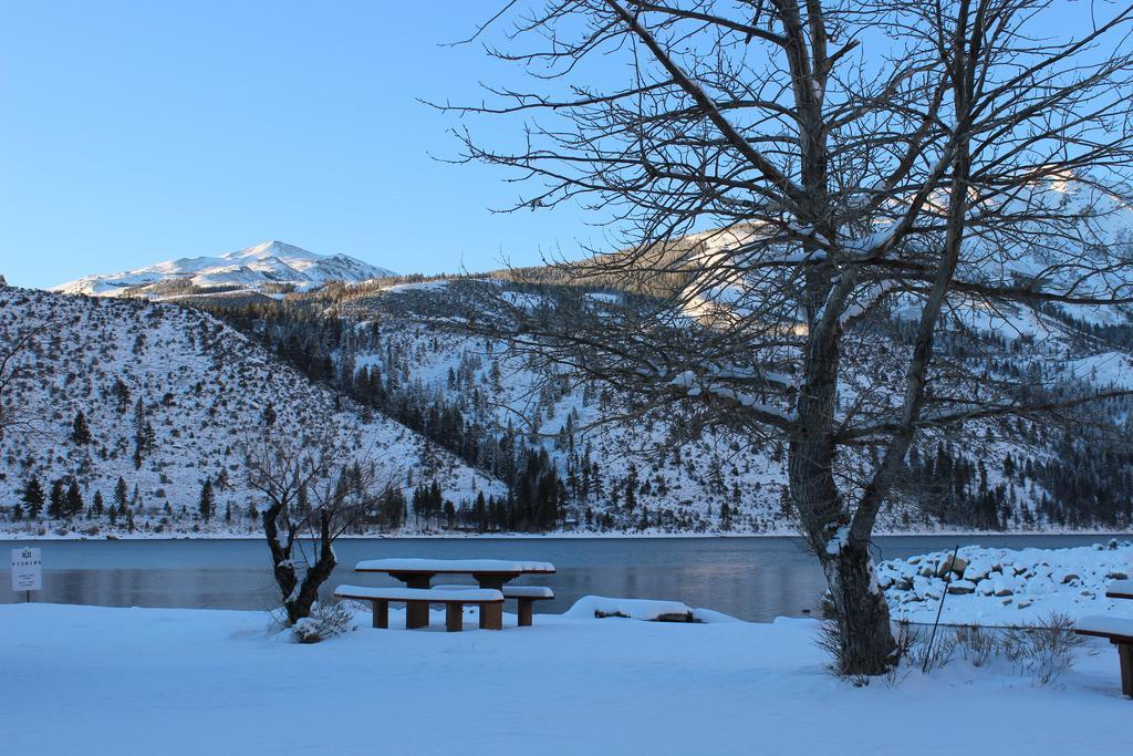 Twin Lakes Resort Bridgeport Exteriör bild
